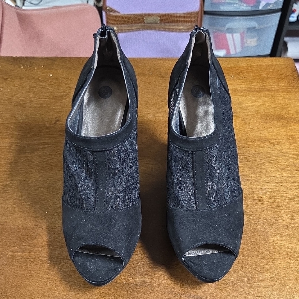 Elegant Black Peep-Toe Heels for Women